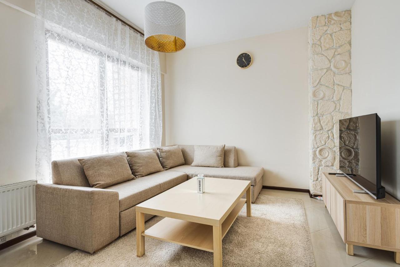 Apartament Wiktoria Wilanow Varsóvia Exterior foto