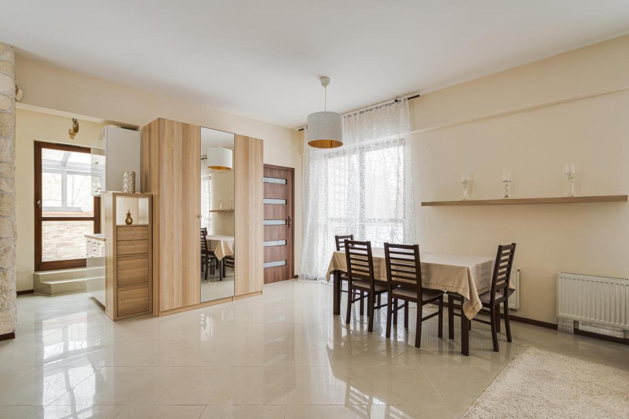 Apartament Wiktoria Wilanow Varsóvia Exterior foto
